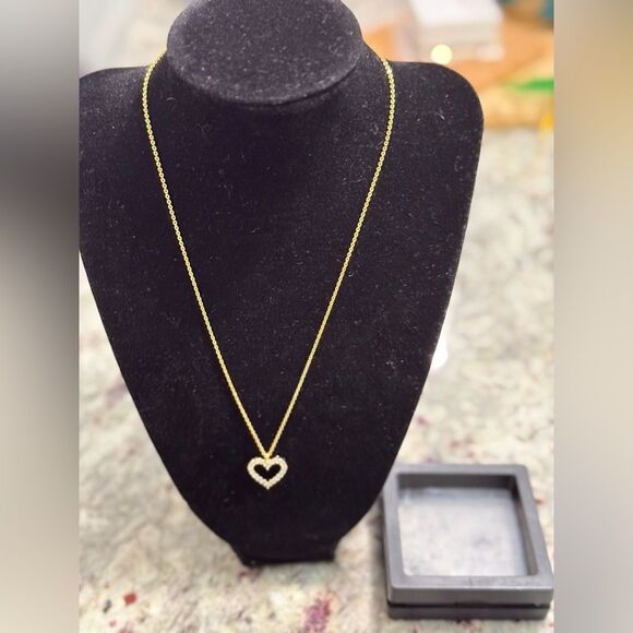 NEW 14 Karat Gold Plated CZ Heart Necklace Gold Heart Pendant Necklace - Picture 9 of 9